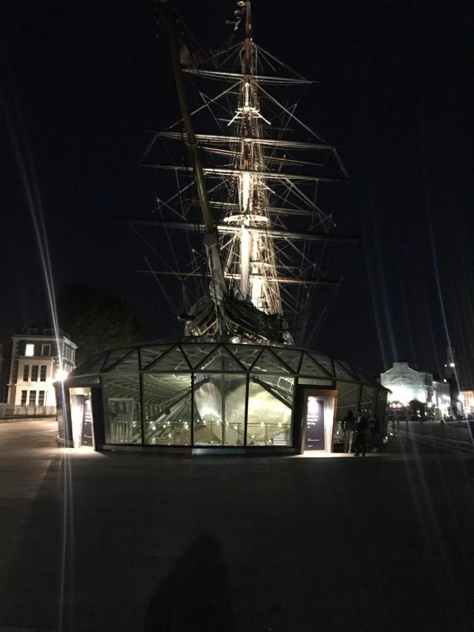 Riverside Cutty Sark 2Bd Retreat Лондон Экстерьер фото